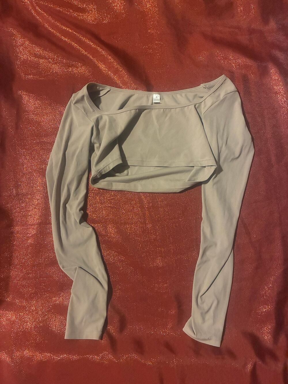 Off Shoulder Crop Top Womens S Long Sleeve Stretch Fitted Nude Taupe Boatneck